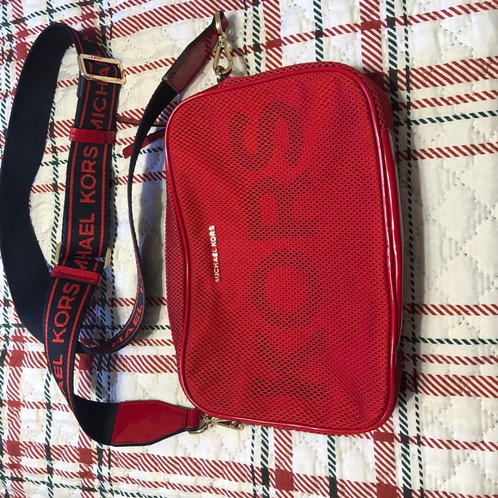 Michel Kors crossbody